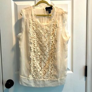Cynthia Rowley size S cream lined blouse with floral appliqué top work top